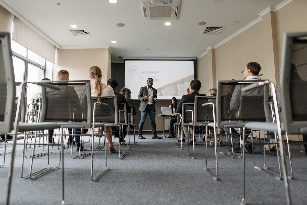 Top 10 Sales Coaching Tips That Work in 2023