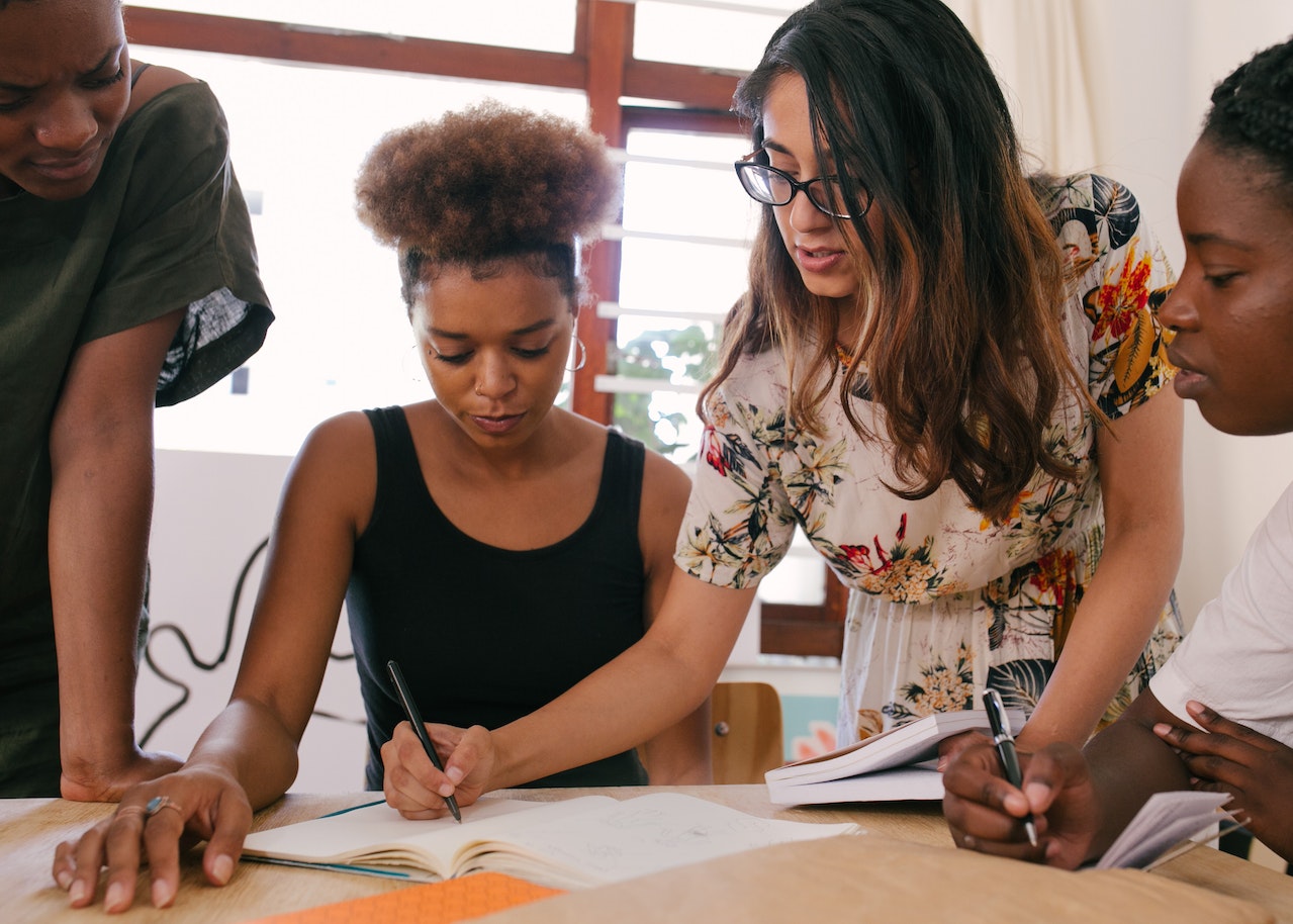 10 Best Corporate Training Programs for Employee Growth