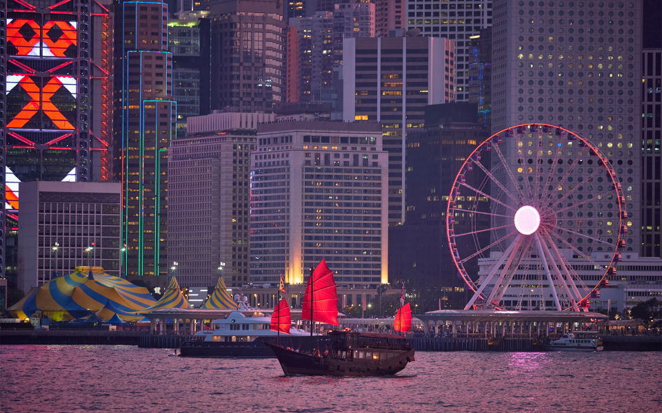 在香港和新加坡創業：2025年商業環境全方位比較