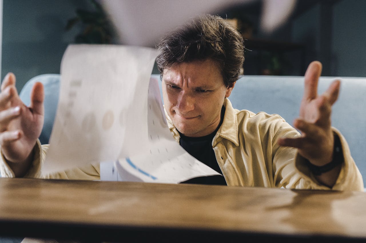 3 Core Issues Why Self-Applied Loans Fail in Hong Kong